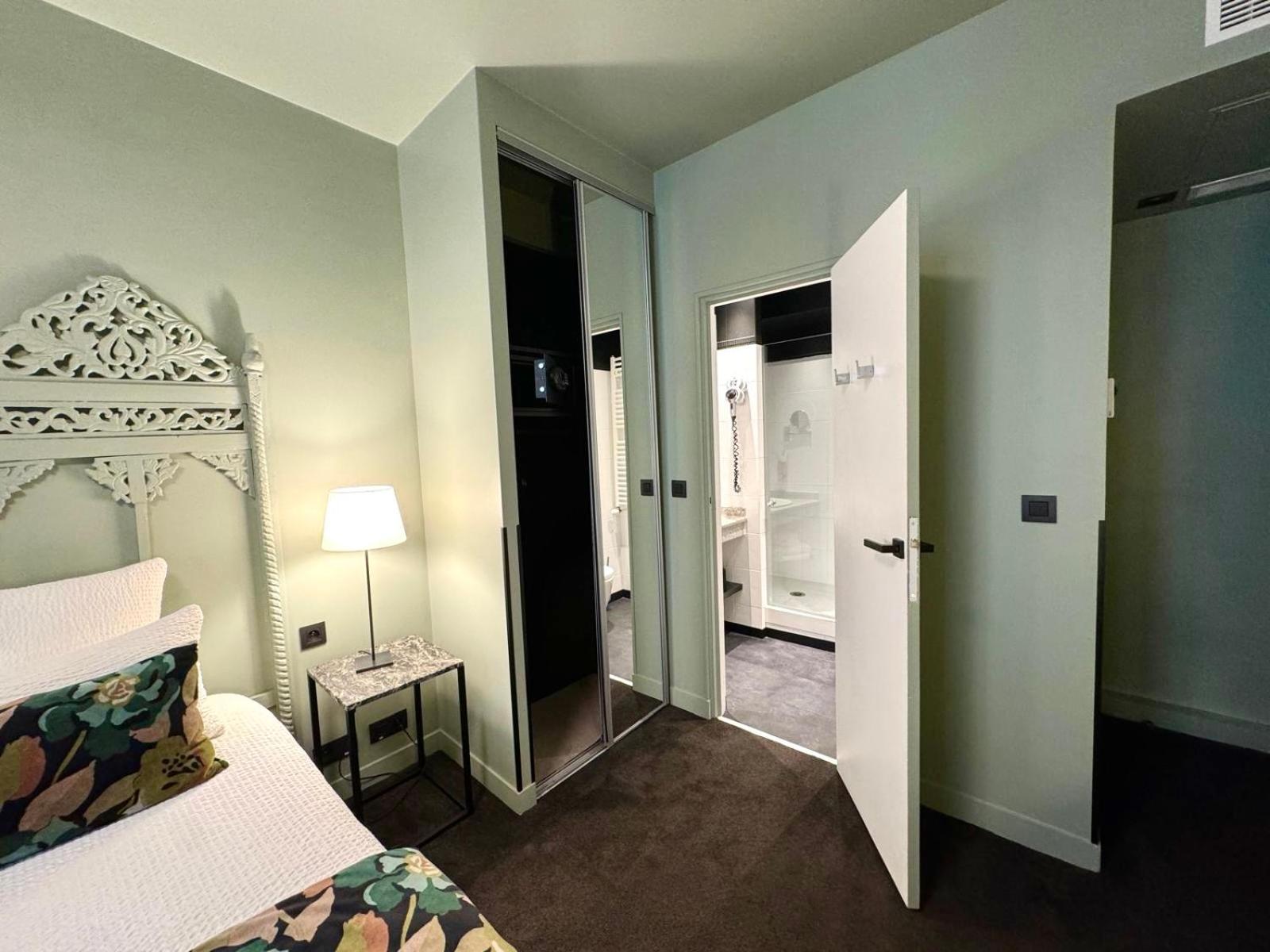 Hotel Villa Nicolo - Tour Eiffel Paris Bagian luar foto