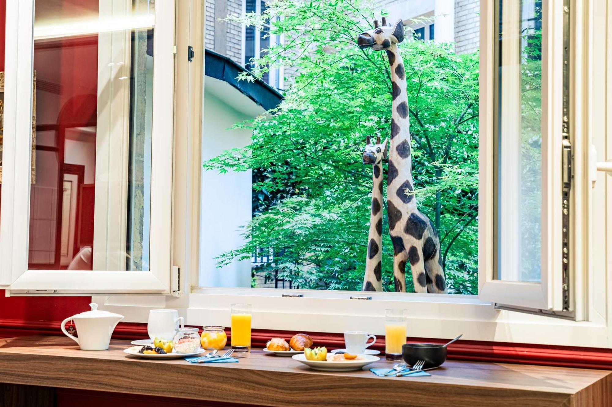 Hotel Villa Nicolo - Tour Eiffel Paris Bagian luar foto
